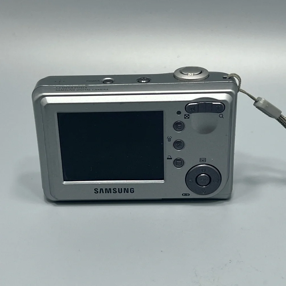 Samsung Digimax D53 For Repair